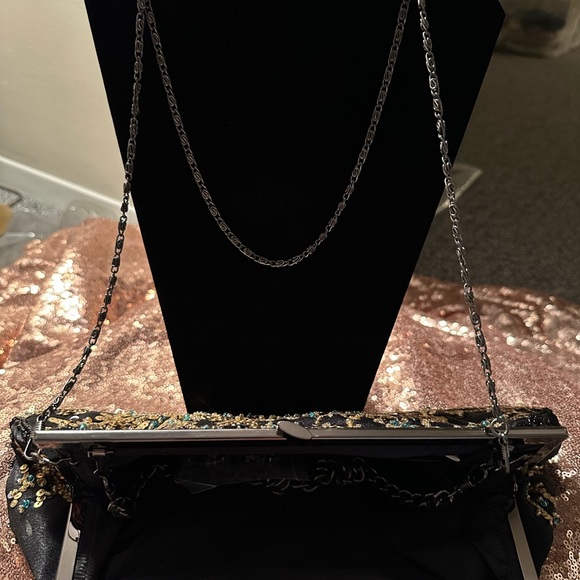 NWOT: Evening bag/Clutch - Picture 3 of 3